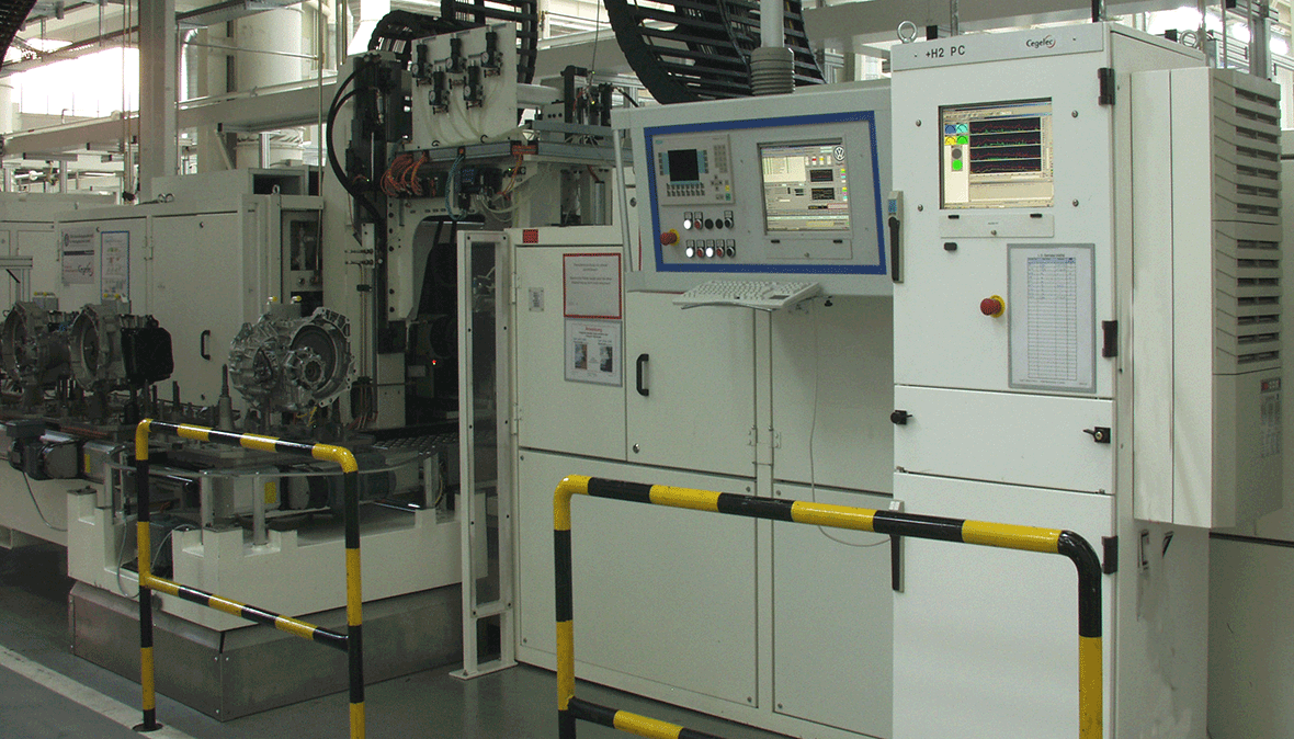 Automatically operated test benches for the test of DDCT transmissions