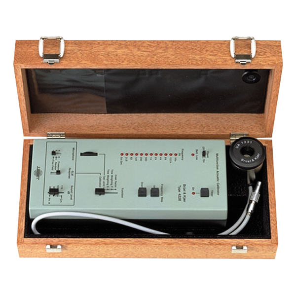 Acoustic calibrator Type 4226